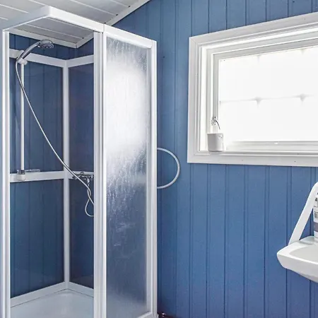 בית נופש 3 Bedroom Cozy In